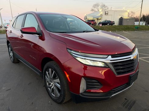 Used 2022 Chevrolet Equinox LT AWD/4WD image 9