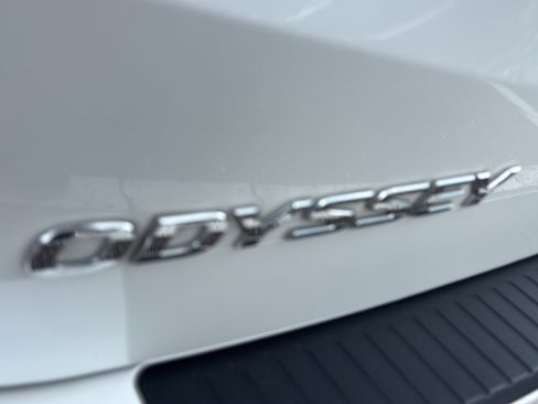 Used 2021 Honda Odyssey EX-L image 32