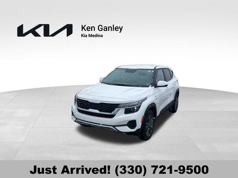 Certified 2023 Kia Seltos LX image 1