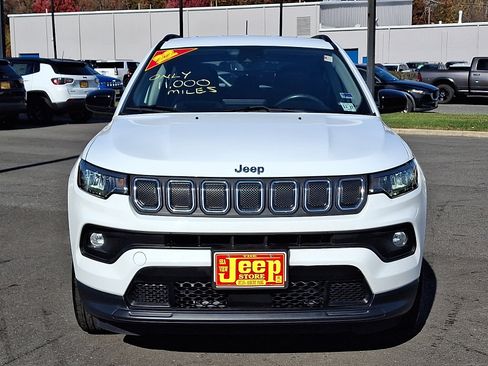 Certified 2022 Jeep Compass Latitude w/ Convenience Group image 2