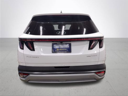 Certified 2025 Hyundai Tucson SEL image 12
