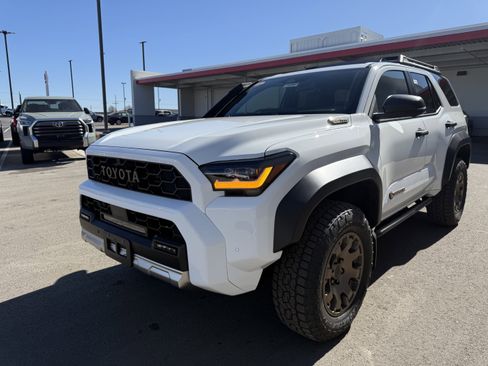 New 2026 Toyota 4Runner Trailhunter image 12