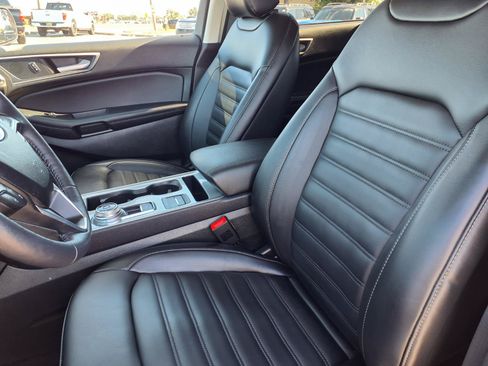 Used 2023 Ford Edge SEL w/ Convenience Package AWD/4WD image 3