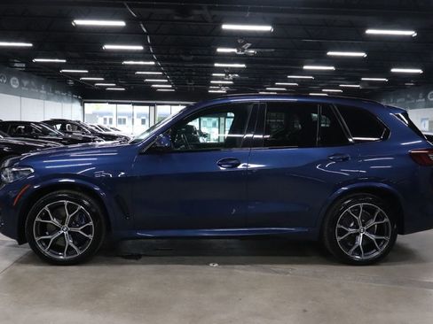 Used 2021 BMW X5 xDrive45e w/ M Sport Package image 2