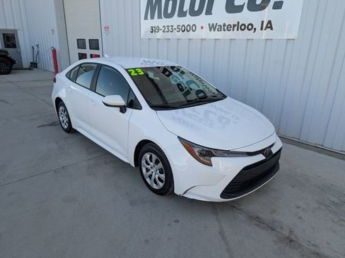 Used 2023 Toyota Corolla LE image 6
