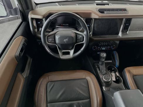 Certified 2021 Ford Bronco Outer Banks w/ Sasquatch Package image 10