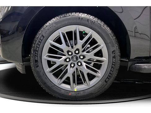 New 2026 Ford Expedition Platinum w/ Stealth Appearance Package image 43