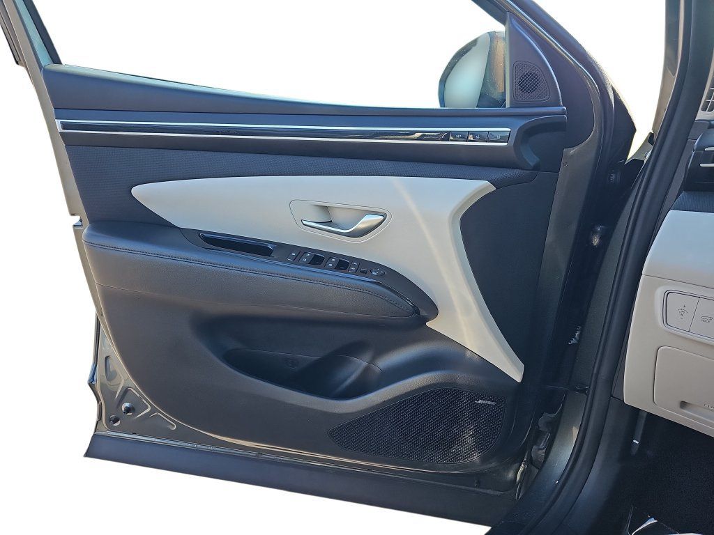 Used 2023 Hyundai Tucson Limited w/ Winter Package AWD/4WD image 26