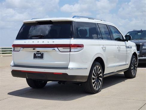 New 2024 Lincoln Navigator Black Label image 5