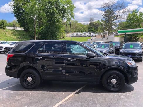 Used 2017 Ford Explorer 4WD Police Interceptor image 6