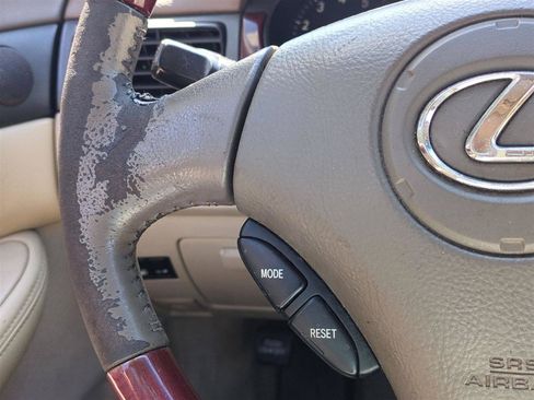Used 2004 Lexus ES 330 FWD image 17