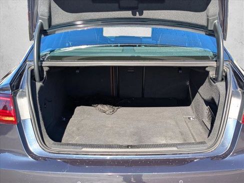 Used 2017 Audi A6 2.0T Premium image 6