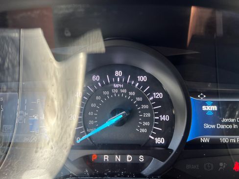 Used 2022 Ford Edge SEL image 37