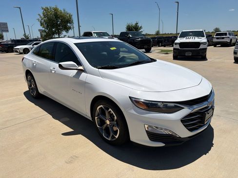 Used 2024 Chevrolet Malibu LT FWD image 7