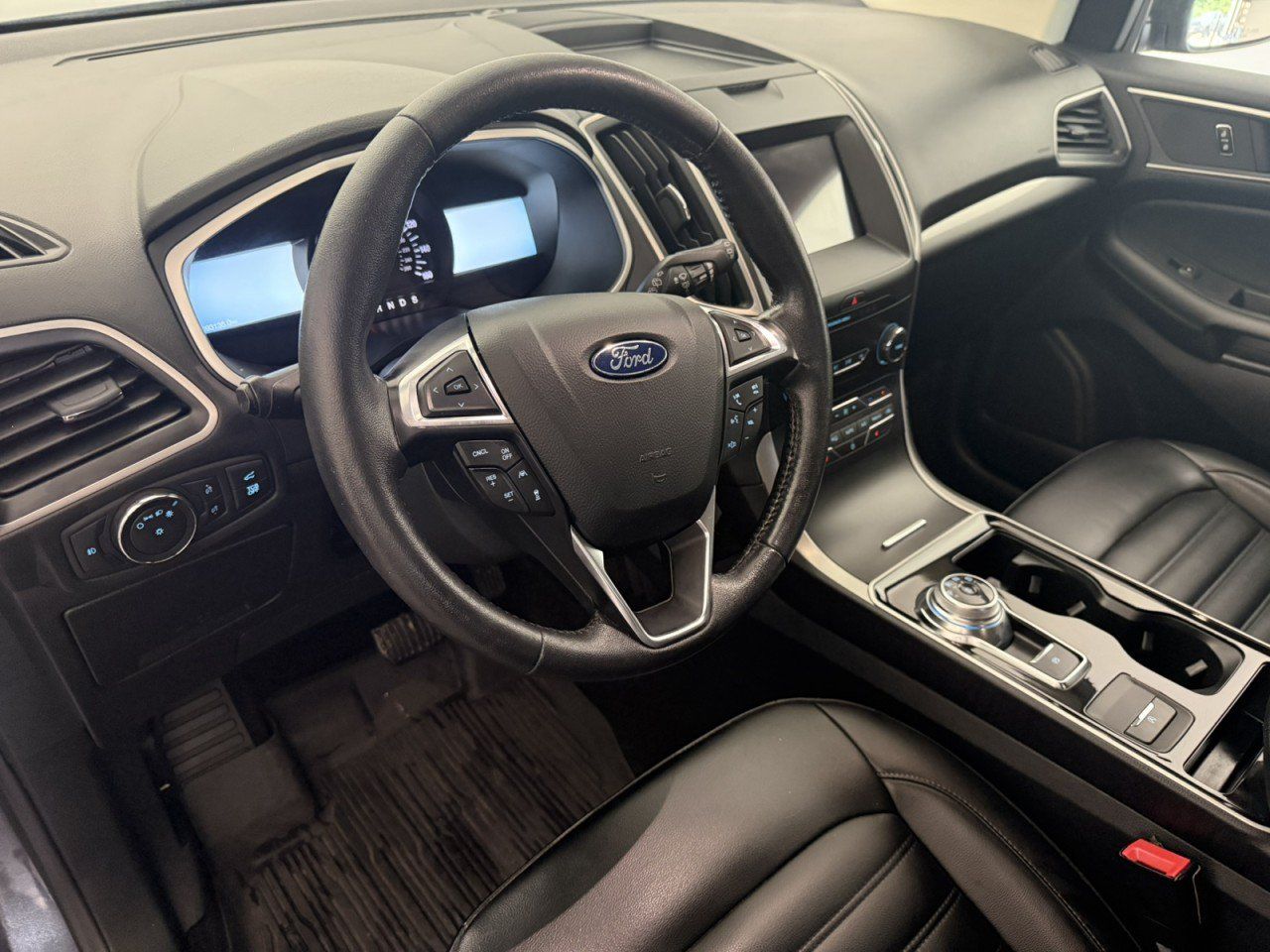Used 2020 Ford Edge SEL w/ Convenience Package AWD/4WD image 15