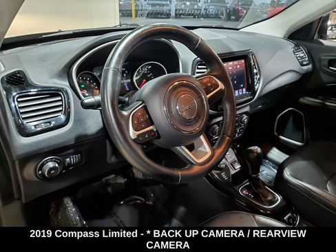 Used 2019 Jeep Compass Limited AWD/4WD image 7