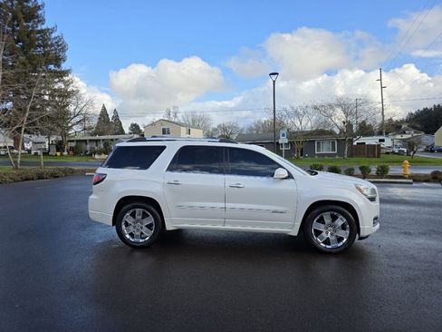 Used 2016 GMC Acadia Denali image 4