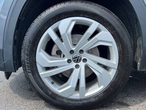 Used 2021 Volkswagen Atlas SE image 29