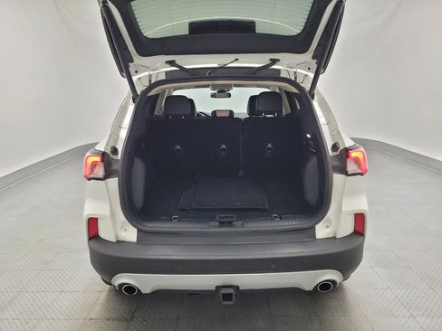 Used 2020 Ford Escape Titanium image 29