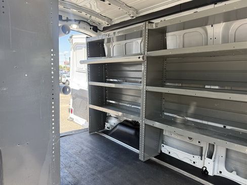 Used 2020 Ford Transit 250 Medium Roof RWD image 31