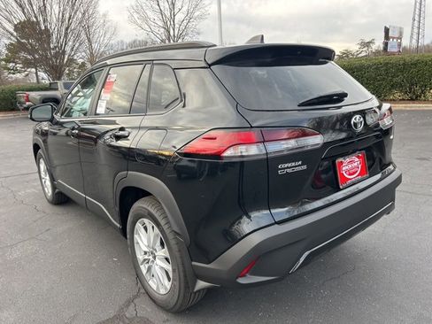 New 2026 Toyota Corolla Cross LE image 8