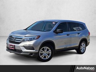 Used 2018 Honda Pilot LX video 1