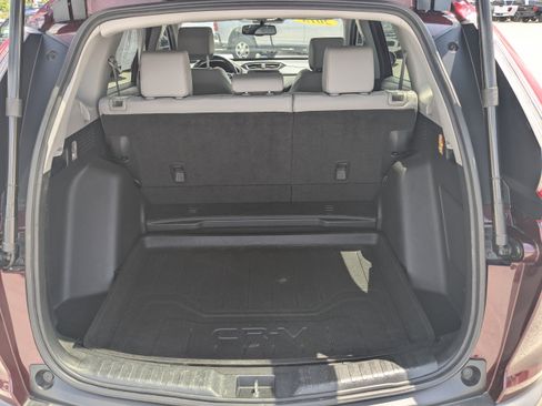 Used 2018 Honda CR-V Touring image 12