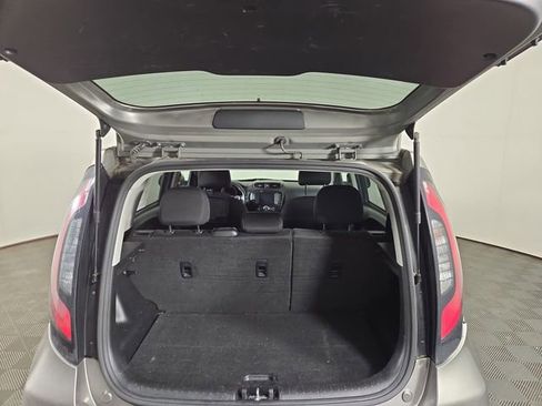 Used 2018 Kia Soul + image 27