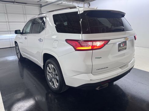 Used 2019 Chevrolet Traverse Premier w/ Driver Confidence II Package image 9