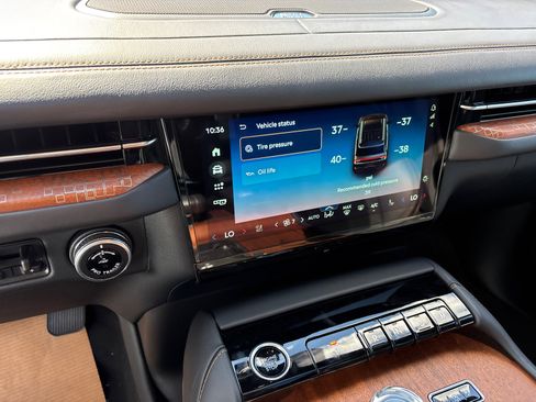 New 2025 Lincoln Navigator L Black Label image 21