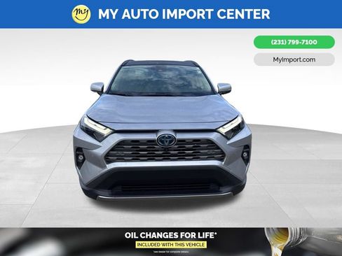Used 2023 Toyota RAV4 Limited AWD/4WD image 2