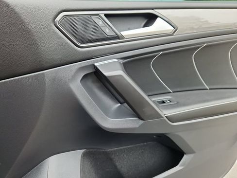 Certified 2023 Volkswagen Tiguan SE AWD/4WD image 13