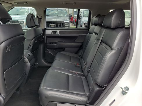 Used 2025 Hyundai Santa Fe Limited FWD image 14
