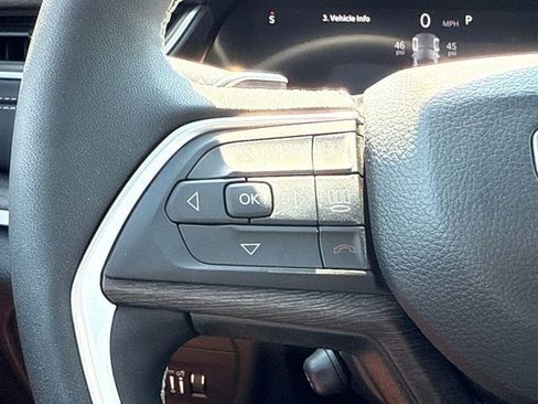 New 2025 Jeep Grand Cherokee Limited w/ Luxury Tech Group II image 29