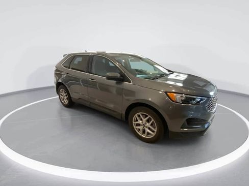 Used 2024 Ford Edge SEL AWD/4WD image 4
