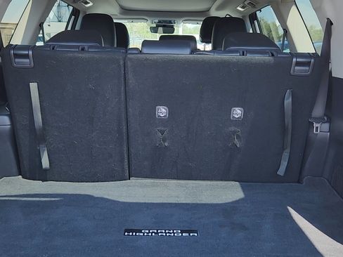Certified 2025 Toyota Grand Highlander AWD image 19