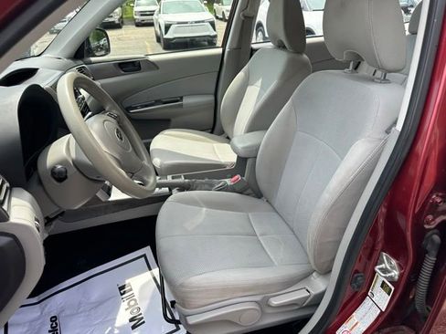 Used 2012 Subaru Forester 2.5X w/ Alloy Wheel Pkg AWD/4WD image 12