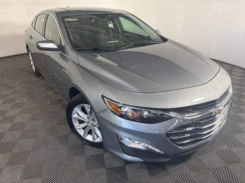 Used 2024 Chevrolet Malibu LT FWD image 2