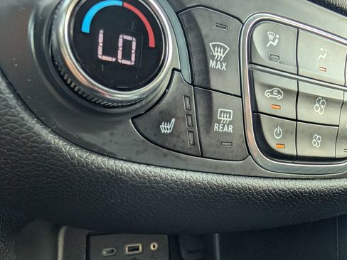 Used 2020 Chevrolet Equinox LT AWD/4WD image 7