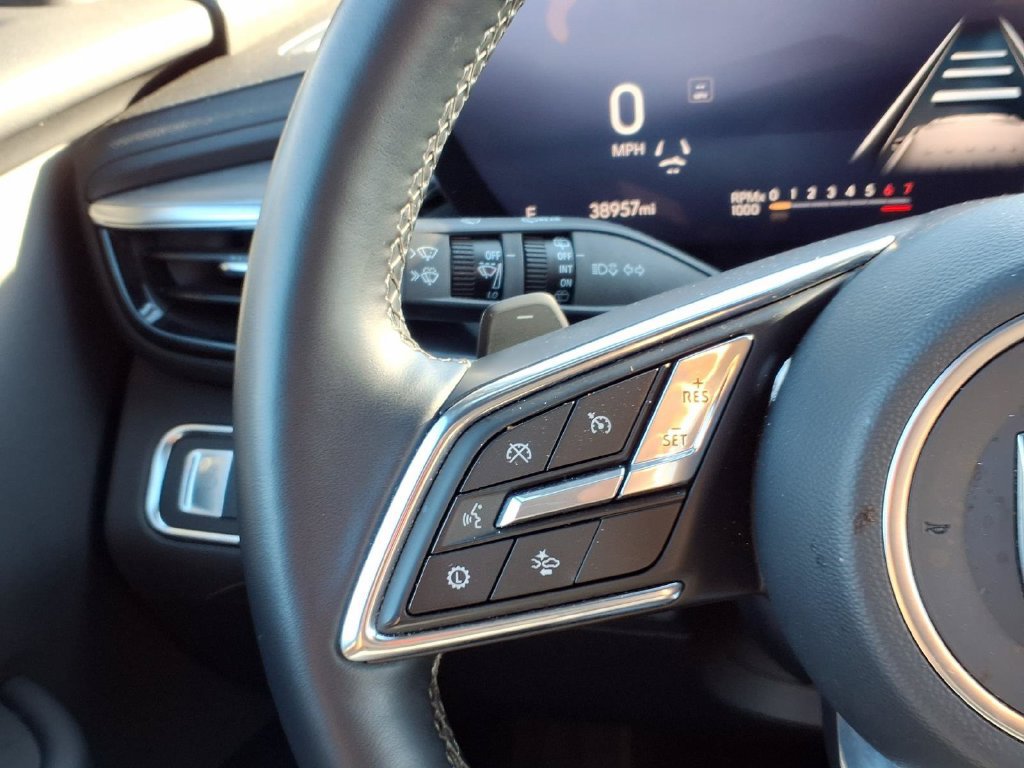 Used 2025 Buick Enclave Preferred FWD image 19