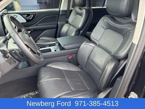Used 2025 Lincoln Aviator Reserve w/ Equipment Group 201A AWD/4WD image 26