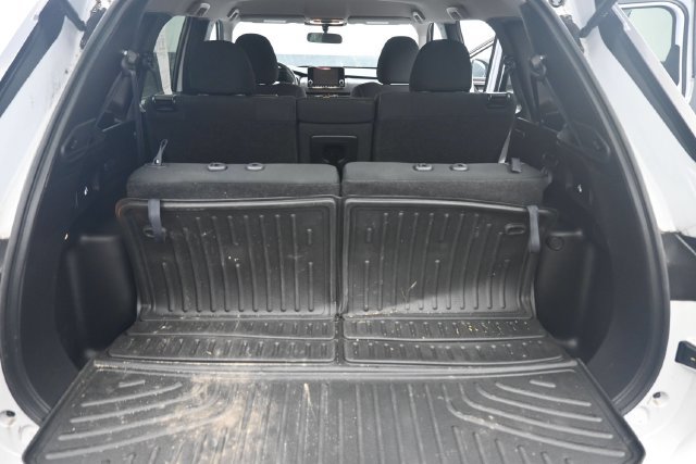 Used 2024 Mitsubishi Outlander ES AWD/4WD image 8