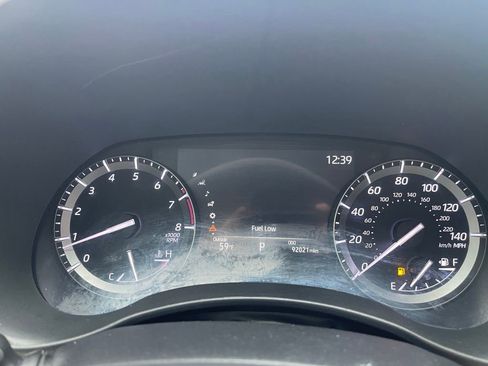 Used 2020 Toyota Highlander XLE AWD/4WD image 46