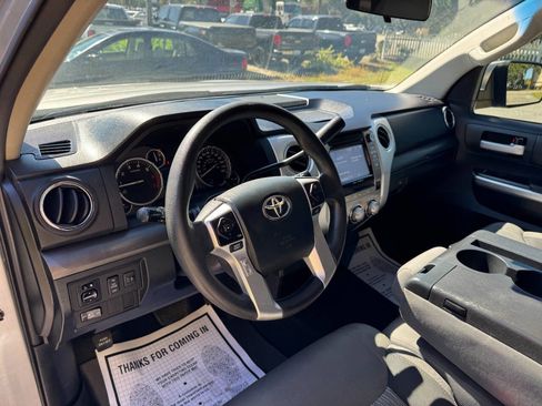 Used 2014 Toyota Tundra SR image 18