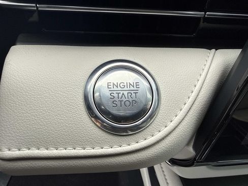 New 2026 Lincoln Nautilus Reserve AWD/4WD image 28