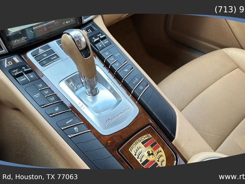 Used 2012 Porsche Panamera 4 image 45