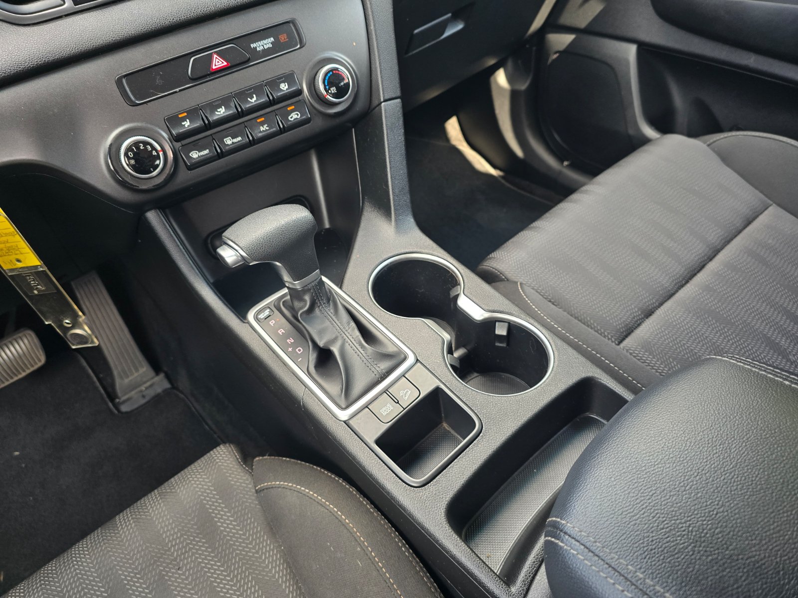 Used 2019 Kia Sportage LX FWD image 17
