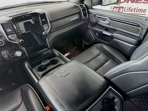 Used 2020 RAM 1500 Laramie AWD/4WD image 25
