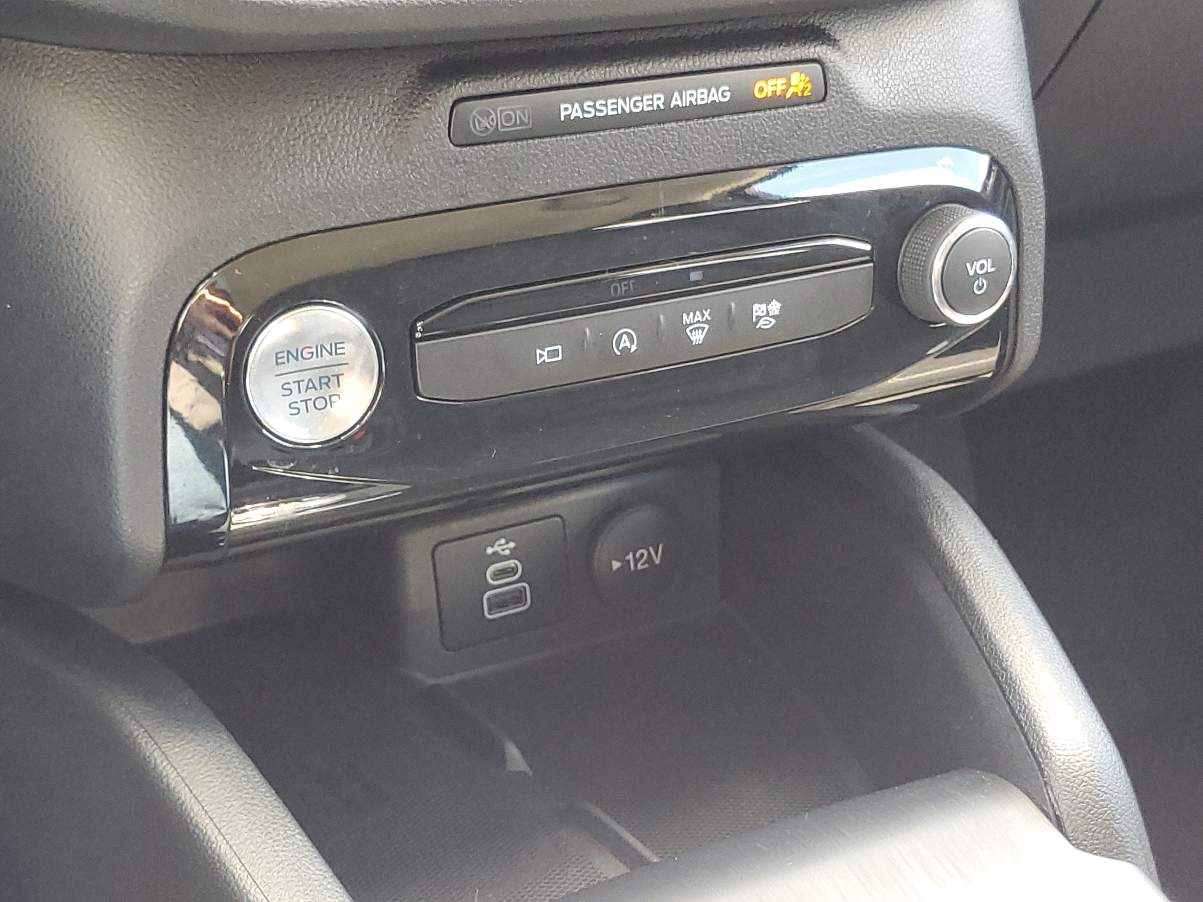 Used 2024 Ford Escape Active w/ Tech Pack #2 AWD/4WD image 18