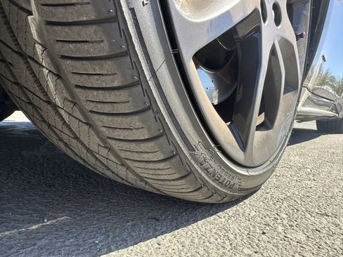 Used 2012 Maserati GranTurismo Sport image 12